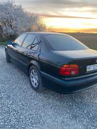 BMW E39 523i 1997