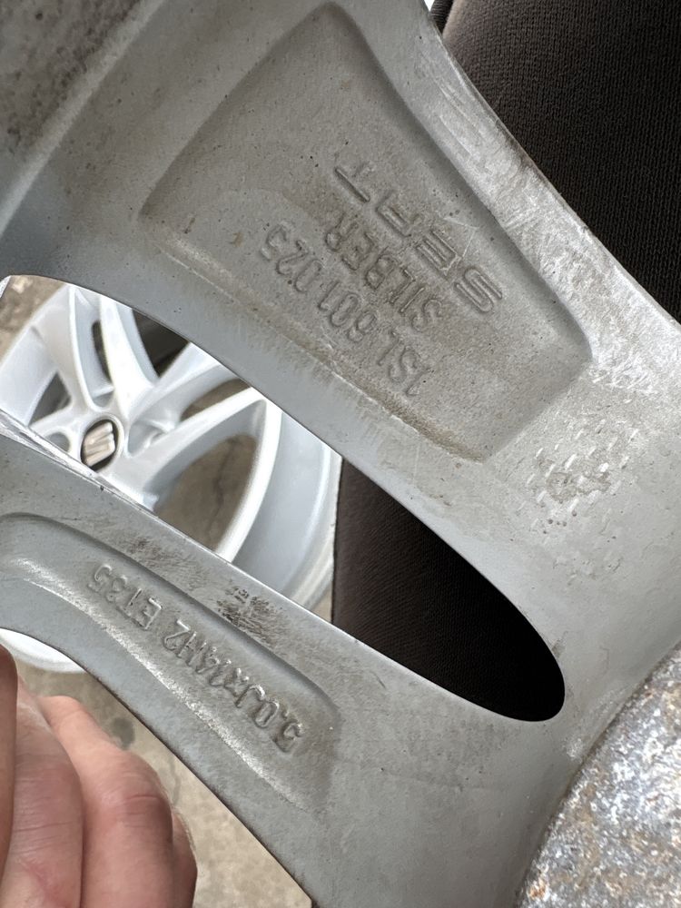 Felgi 4x100 14 cali oryginalne seat jak nowe
