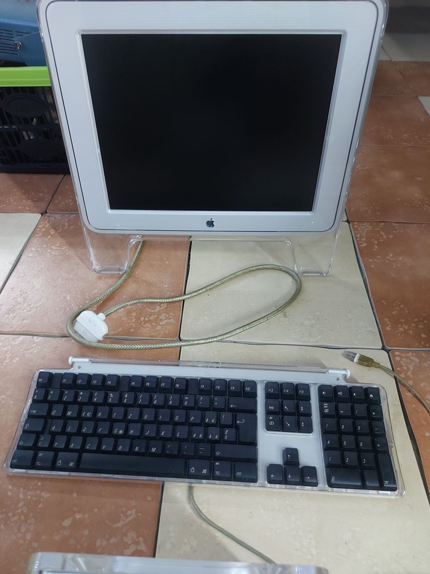 Apple Power Mac Cube G4