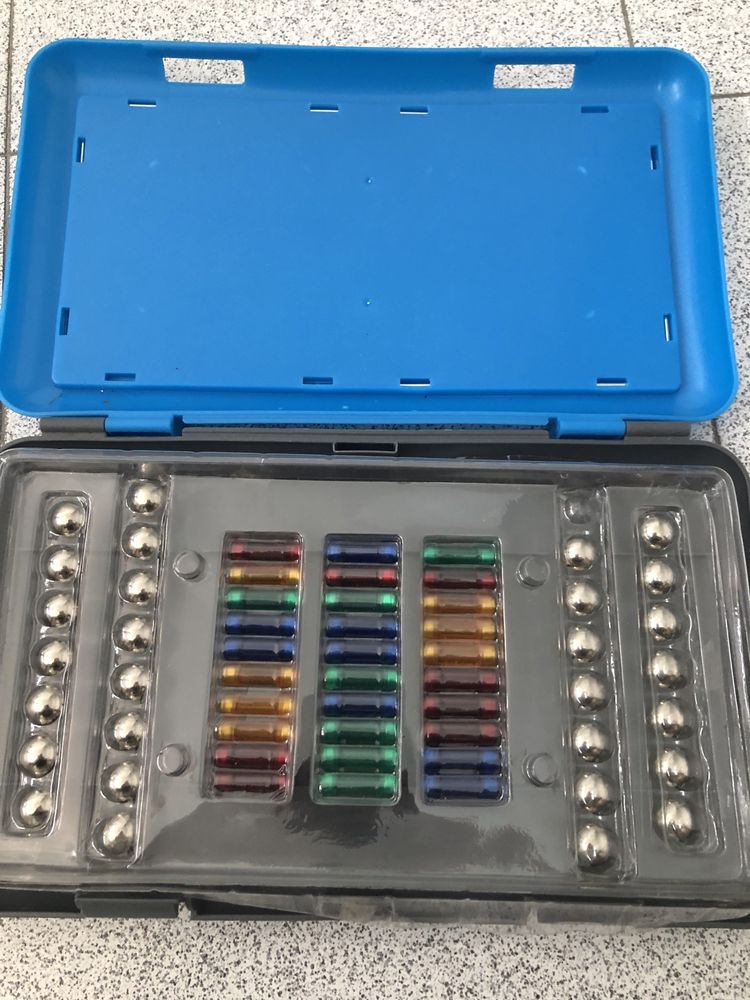 Jogo Magnetix com caixa
