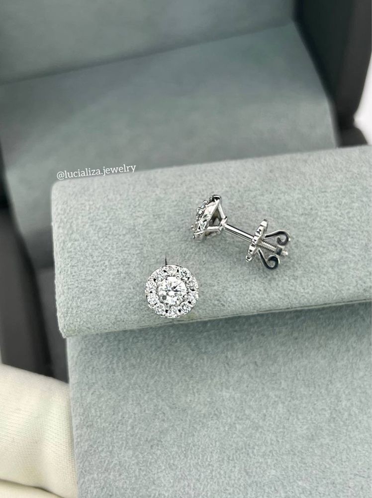Серьги пусеты с бриллиантами 0.64ct  золото