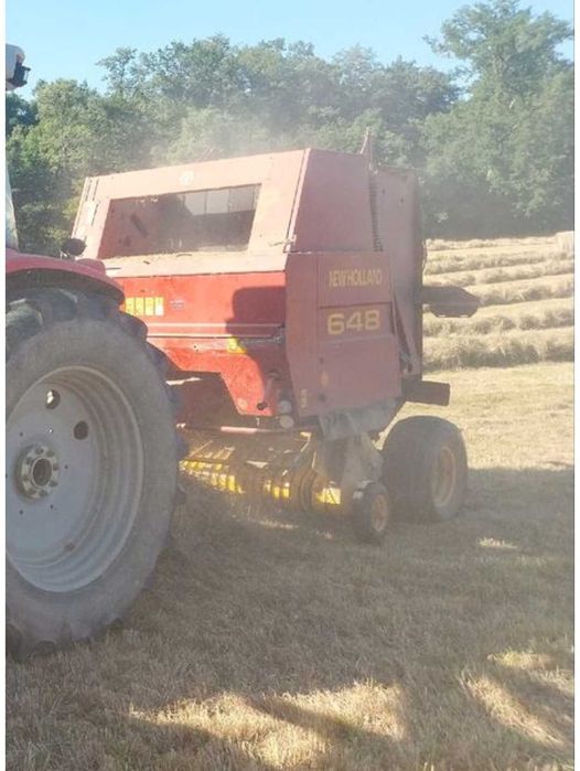 Enfardadeira de rolos New holland 648