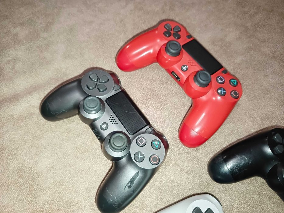 Opигинaльный геймпад/джойстик Sony DualShock 4 V2 для PS4 и PC