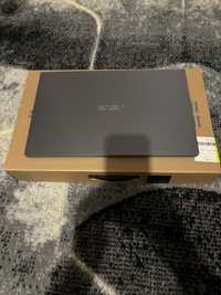 ASUS VivoBook 15