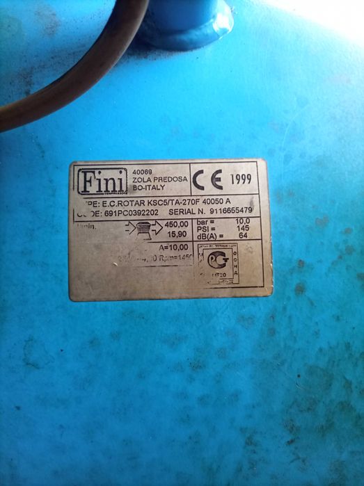 Sprzedam sprężarkę śrubową Fini 4 kw/ 10 bar / 450 litrów na minutę