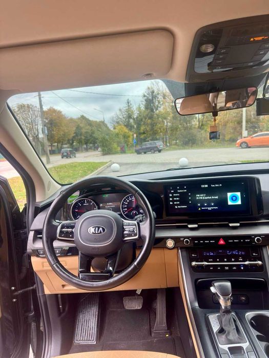 Kia Carnival 2021 2.2 дизель чорна
