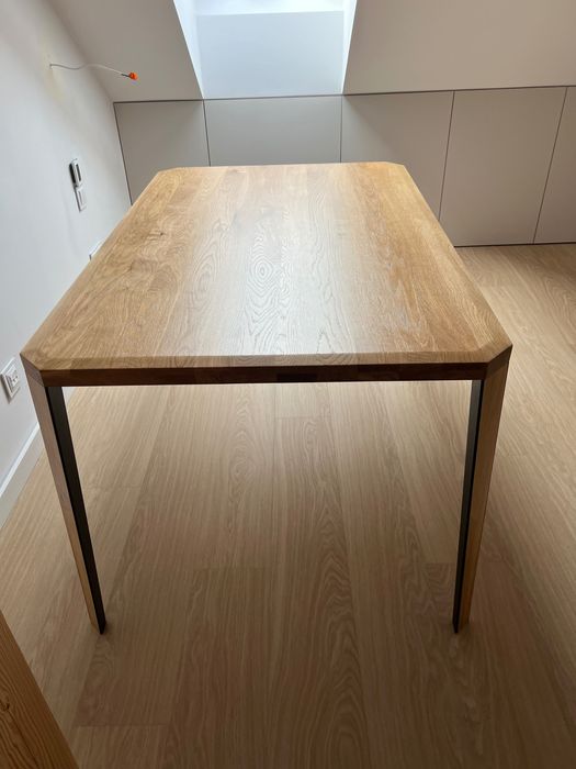 Morosa IWC HOME Nowoczesny dębowy stół do jadalni 140x90