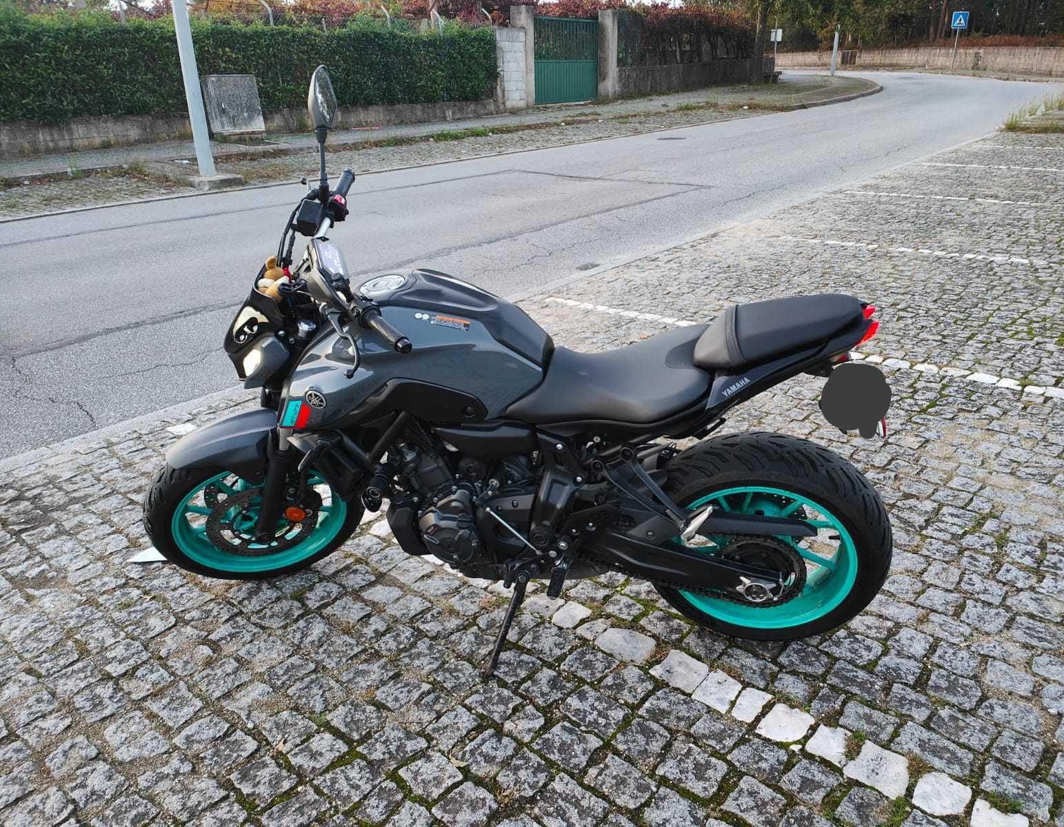 Mt-07 full power 2022 (escape completo akrapovic)