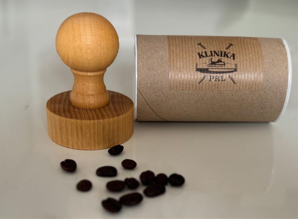 Tamper fi 48 mm drewniany ubijak do kawy świetny prezent