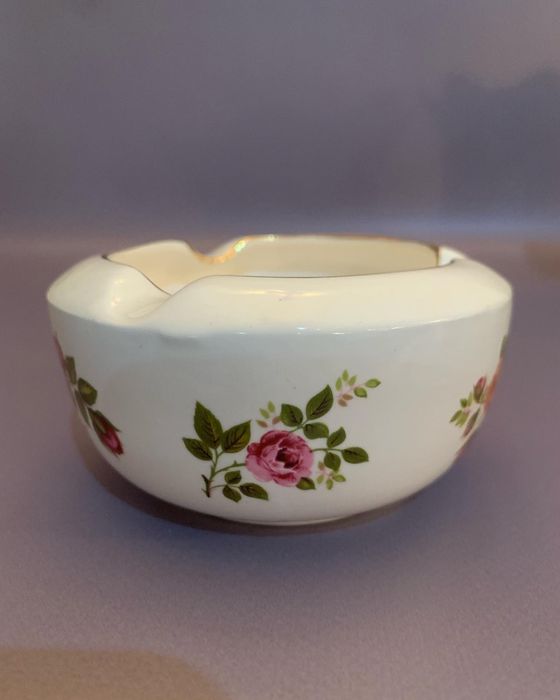 Английская фарфоровая пепельница