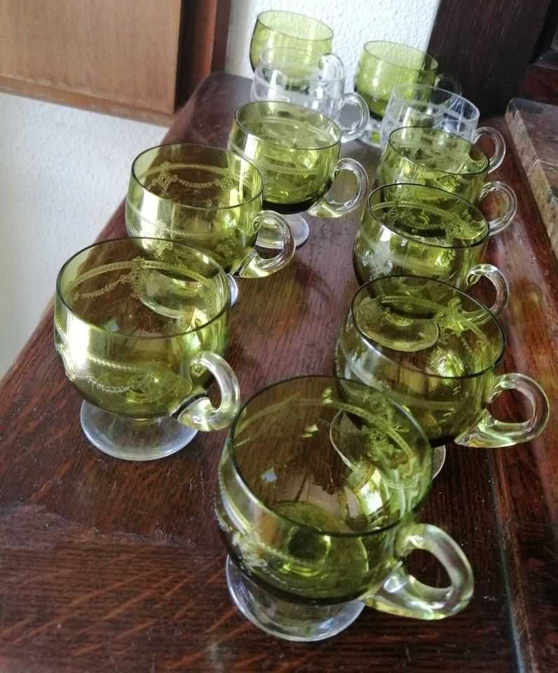 Chávenas café cristal lapidado, s/uso anos 20