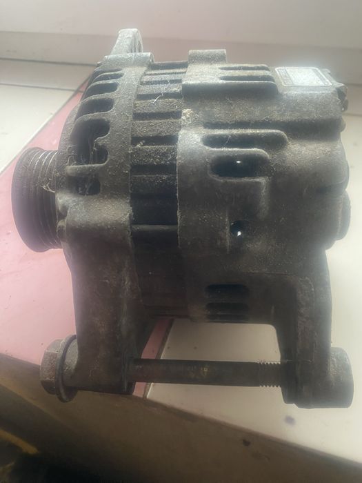 Генератор Пежо405