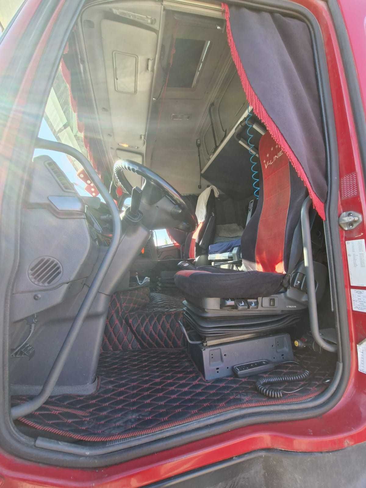 Sprzedam zestaw Volvo z wywrotką