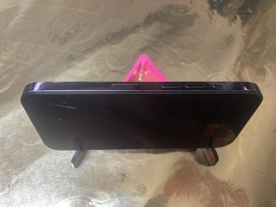 Vendo / Troco iPhone 14 pro como novo