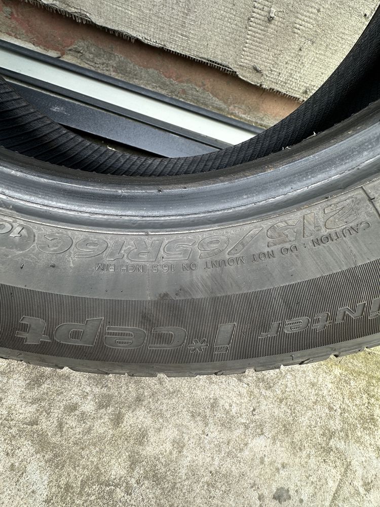 Opony zimowe hankook 2020r 215/65/16C komplet