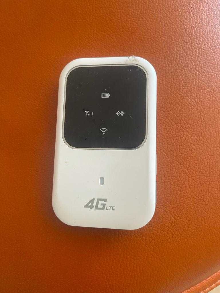Vendo pack 2 Hotspots 3G Meo  & 4G