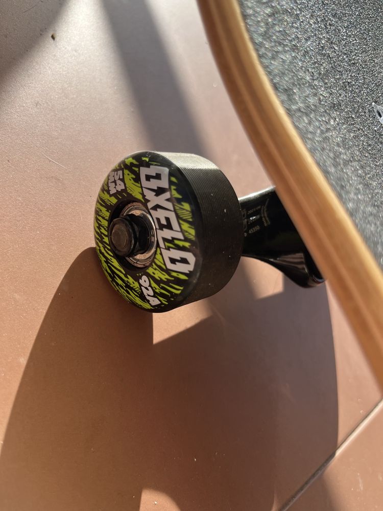 Skate Oxelo verde e preto