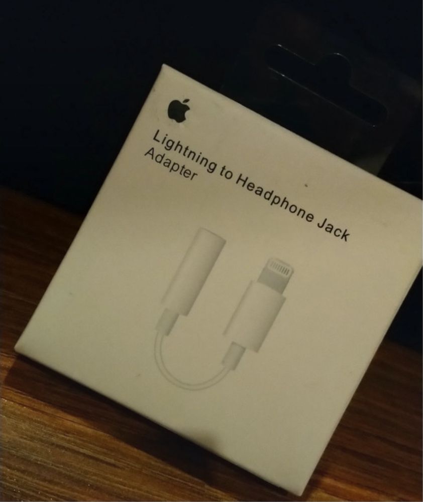 Lightning mini jack adapter ispot