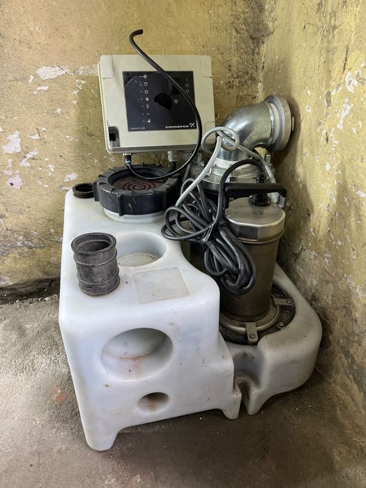 Agregat pompa przepompownia Grunfos mlynek LC220 1,75KW