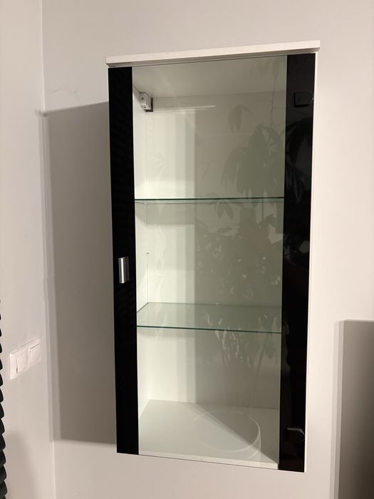 Witryna szklana, szafka wisząca