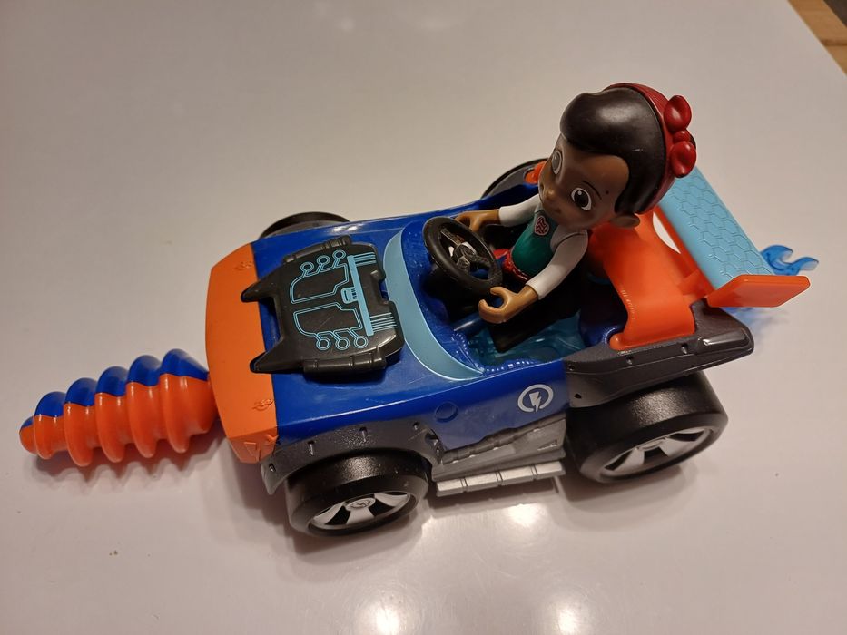 Rafcio Śrubka Samochód do składania , Rusty Rivets