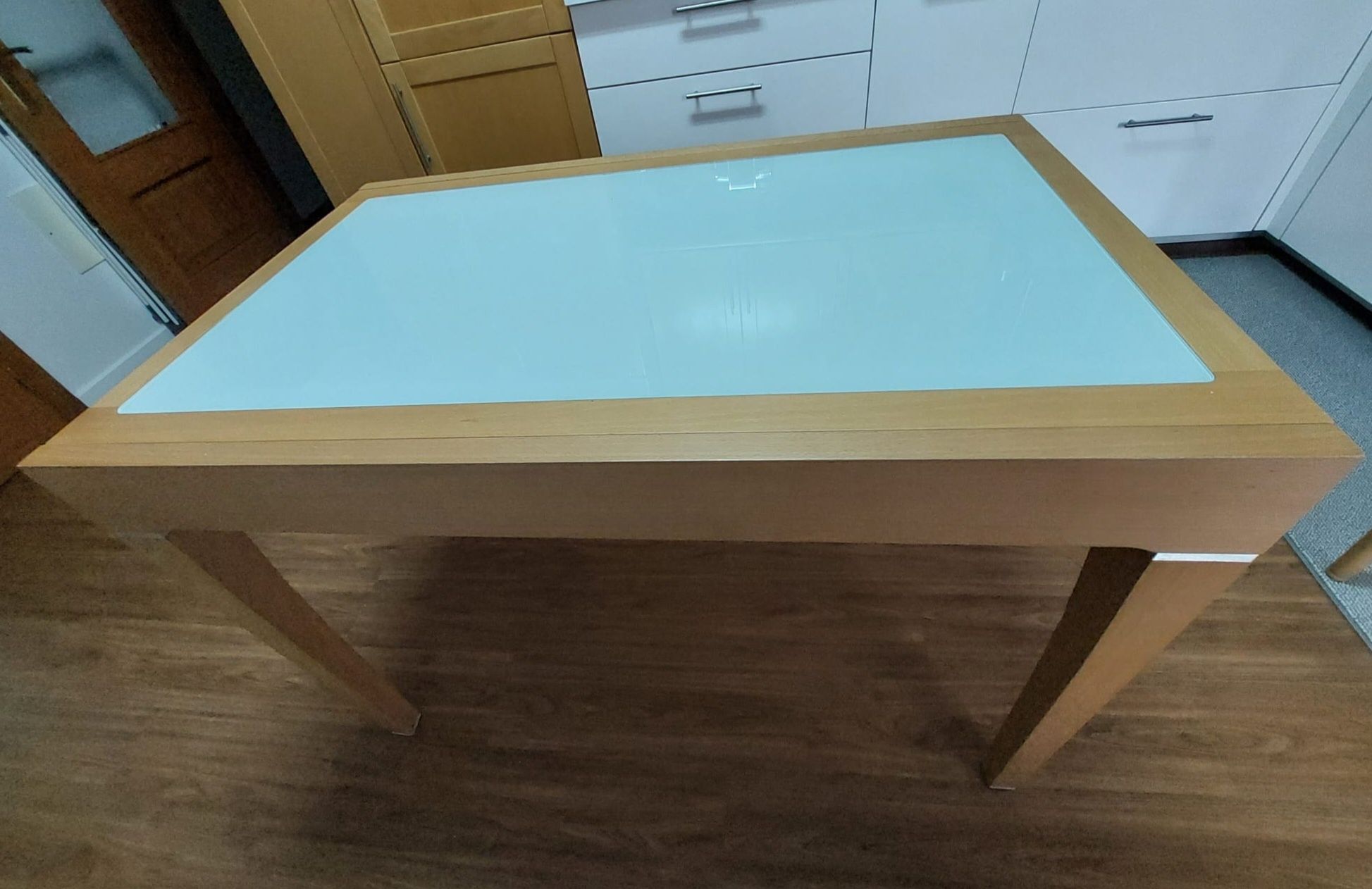 Mesa de cozinha extensível tampo de vidro fosco