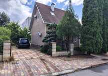 Продам 2х этажный дом с ремонтом в Золотые Ключи 96 кв.м., 6 соток