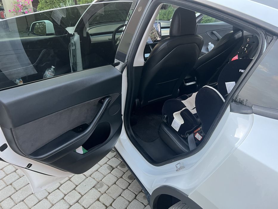 TESLA Y 2021 Dual motors