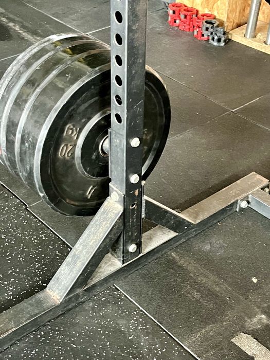 Squat Stand and Pullup station