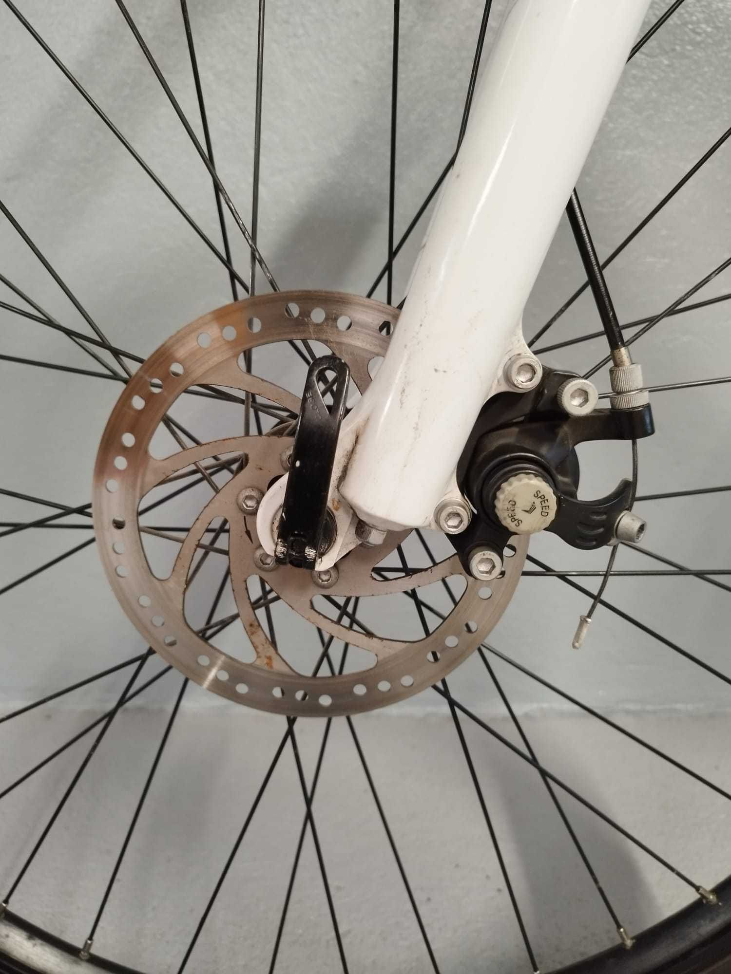 Bicicleta XC roda 26 (pronta a andar)