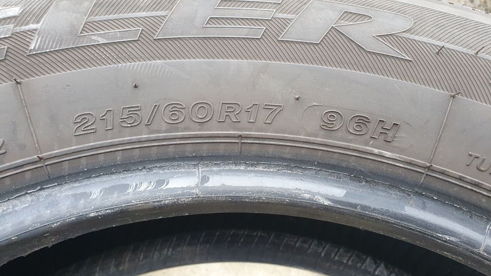 215/60 R17 2шт Bridgestone (Бриджестон) Авторезина, шини.