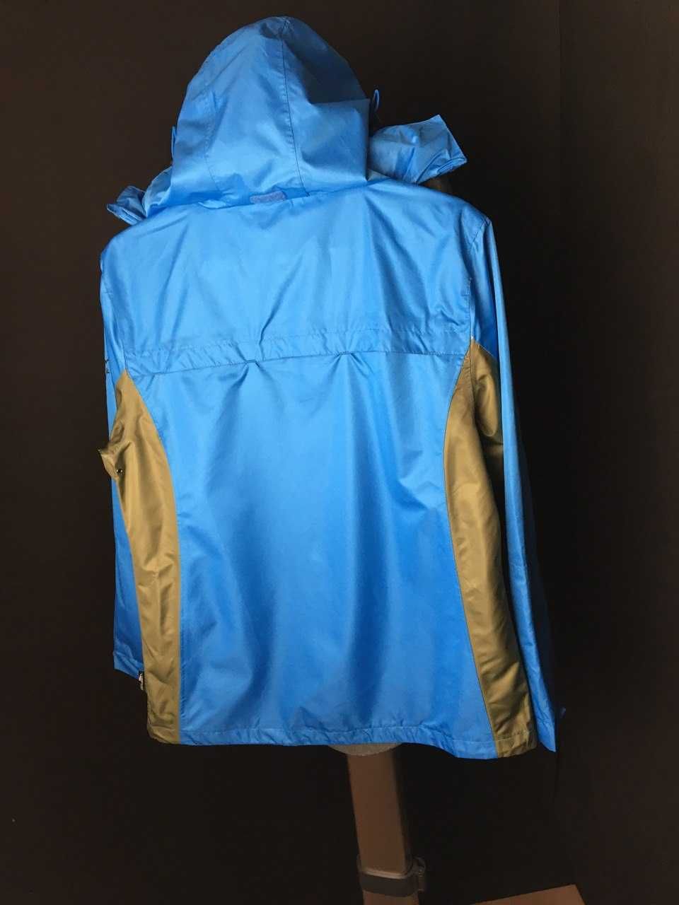 Куртка блакитна з принтом ящірки, бренд out lands (Німеччина) S/M