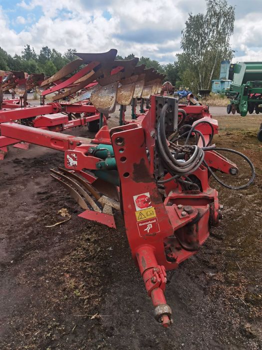 Продаються Плуги KVERNELAND RN 100