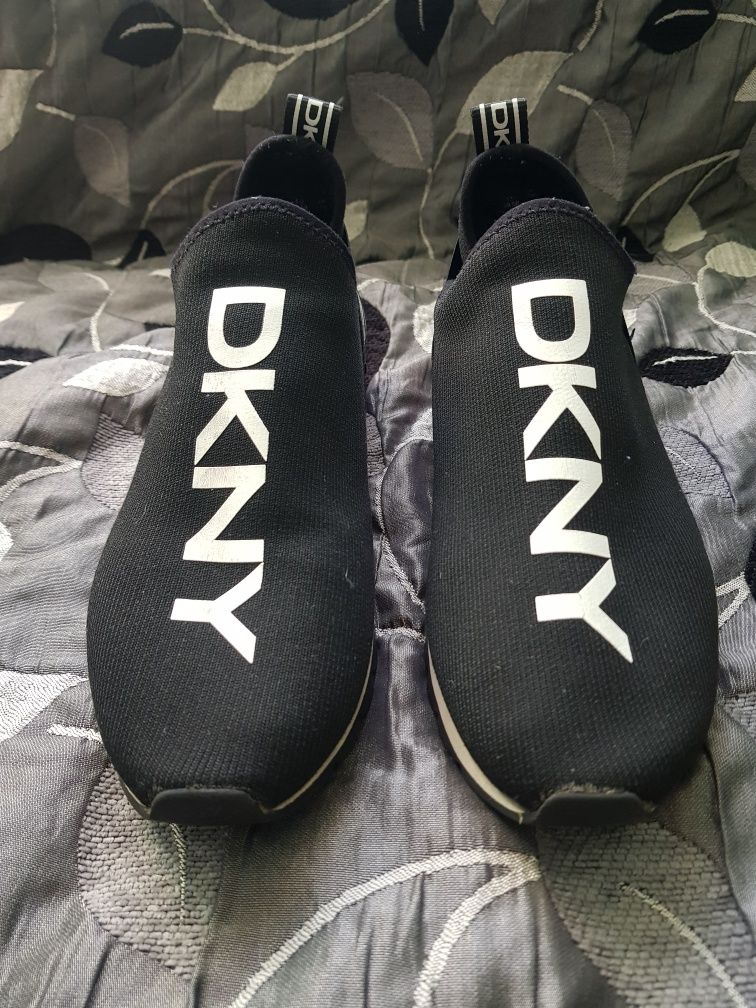 Wysyłka olx.Buty DKNY 39.5 damskie