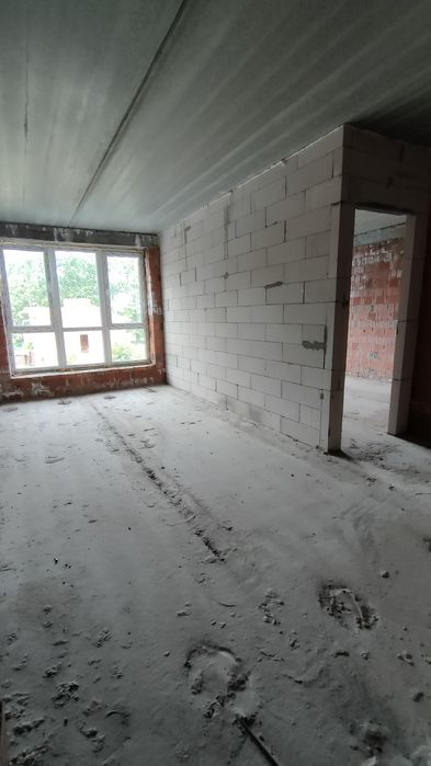 Простора Євро 2кк, Є з ДВОРОМ єОселя-ТАК, оформлення 2%, не 12%