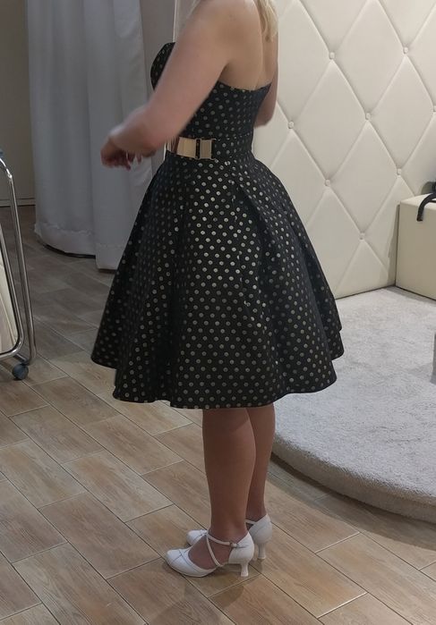 Piękna sukienka imprezowa 36/38 OKAZJA z 790 zł