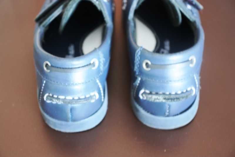 Sapatos azuis com velcro SUIT SHOES T.28
