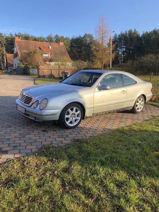 Mercedes CLK W208 Rezerwacja