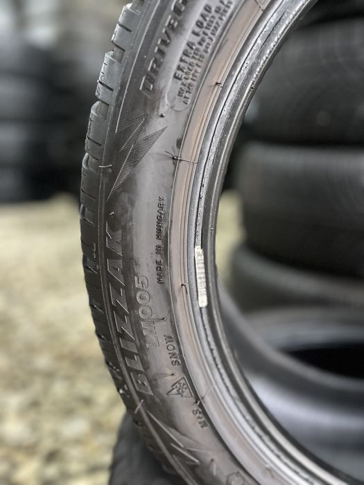 235/45 R18 2 шт. Bridgestone Blizzak LM005