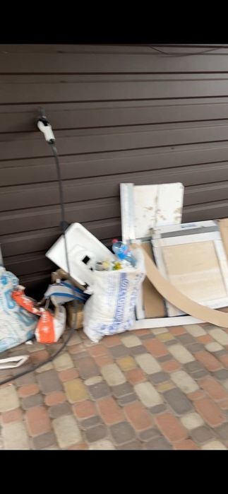 Вивіз сміття. Вивіз будівельного сміття, хламу.
