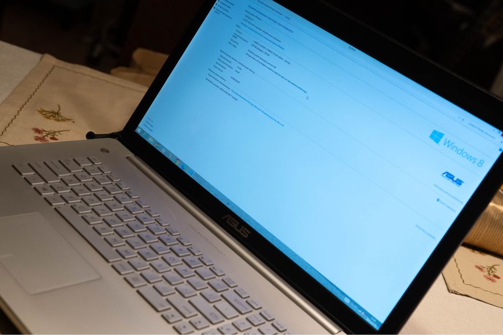 Laptop ASUS N750JK
