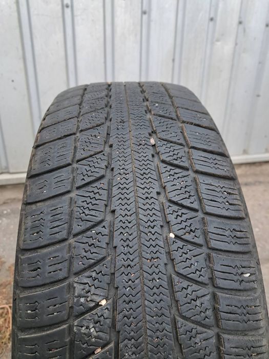 Шини зимові 225 60 17