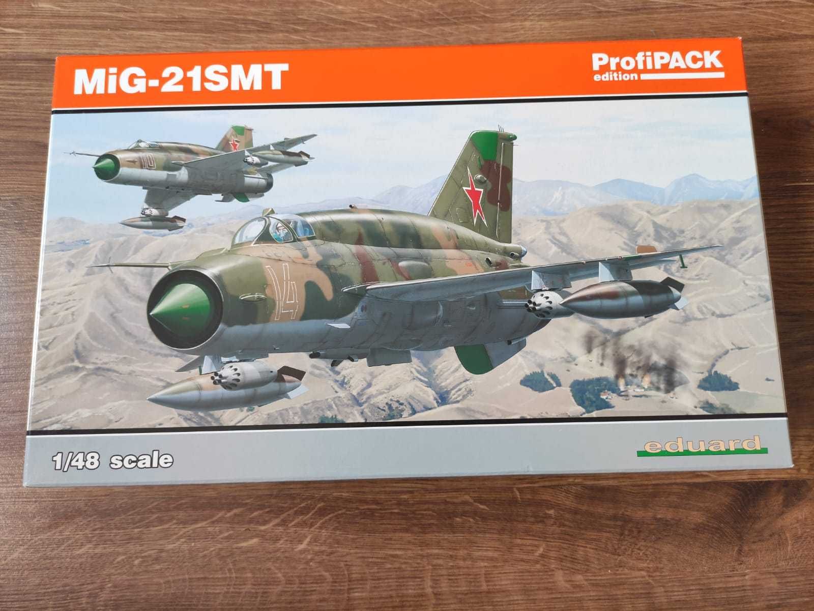 EDUARD 1/48 MiG-21SMT ProfiPACK Edition