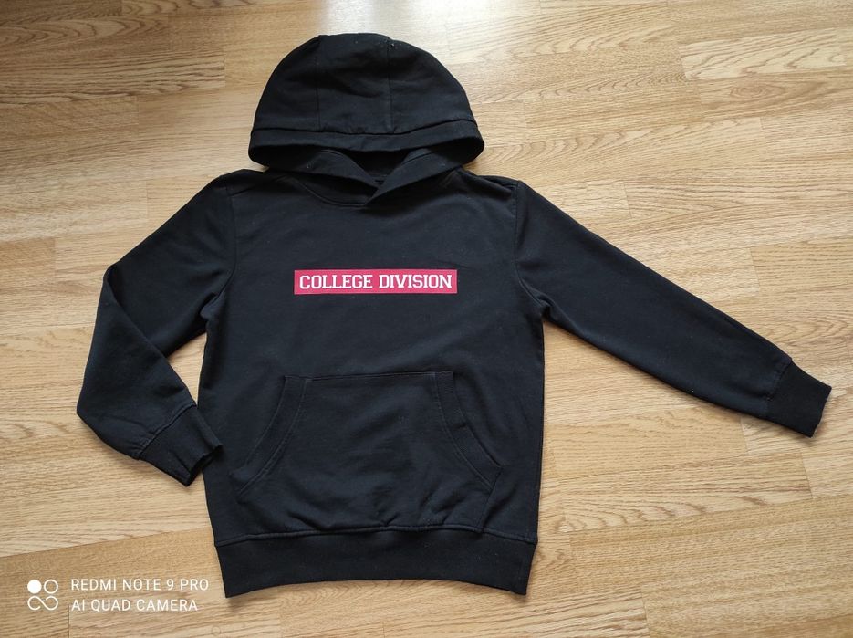 Bluza z kapturem chłopięca 134/140