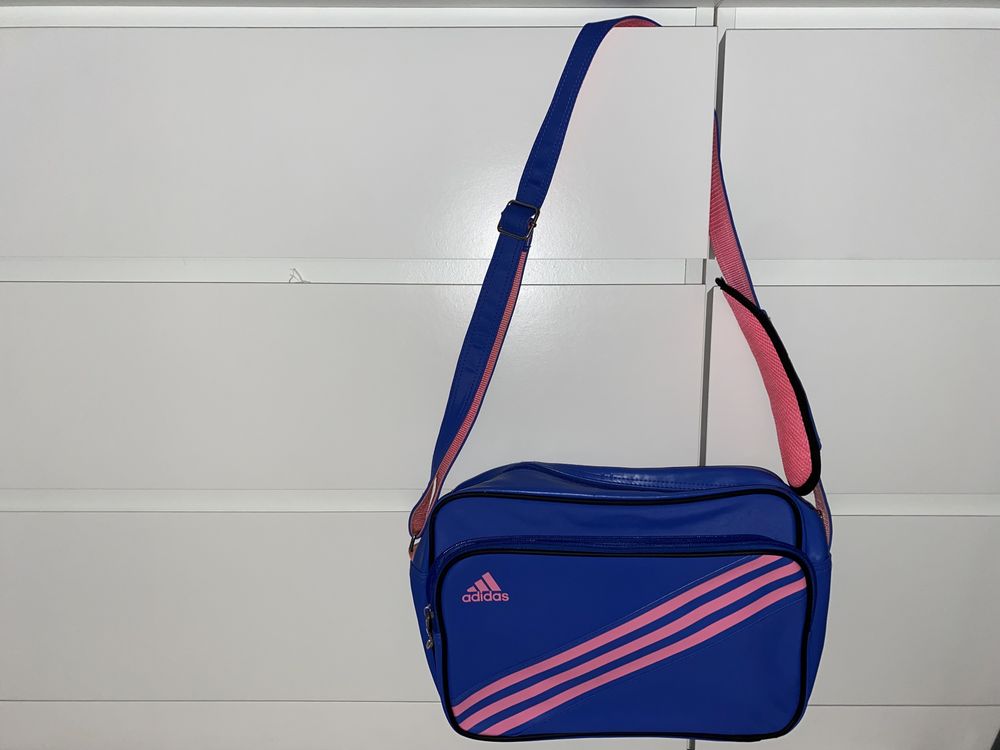 Mala ADIDAS (portatil ou cadernos)