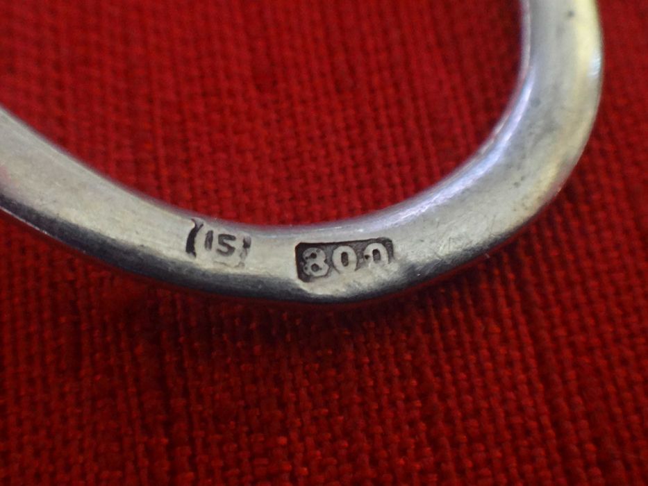 Srebrne szczypce do ciastek