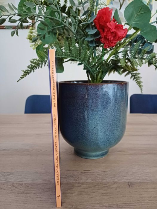 Um Paradigma para a Europa ou para o Mundo - 1ª Edição