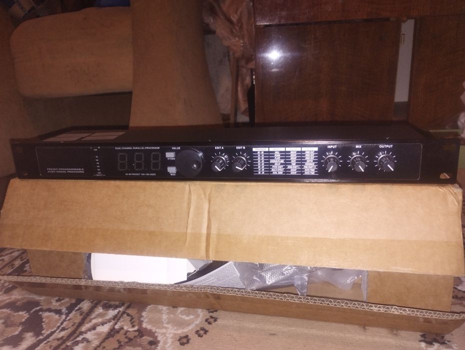 Процессор эффектов двухканальный новый