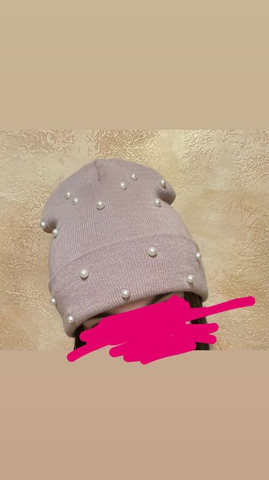 Шапки жіночі стильні