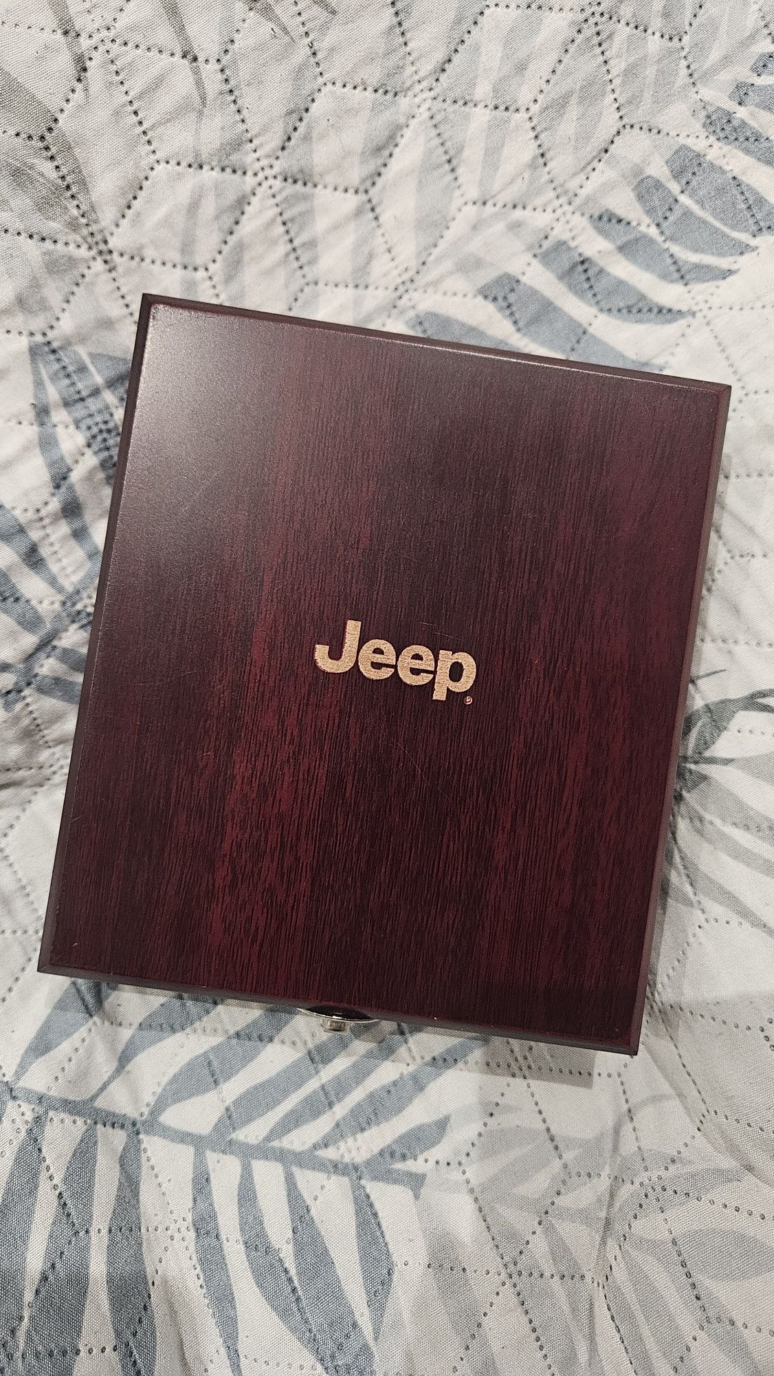 Zestaw upominkowy dzień ojca dzień taty akcesoria do wina Jeep eleganc